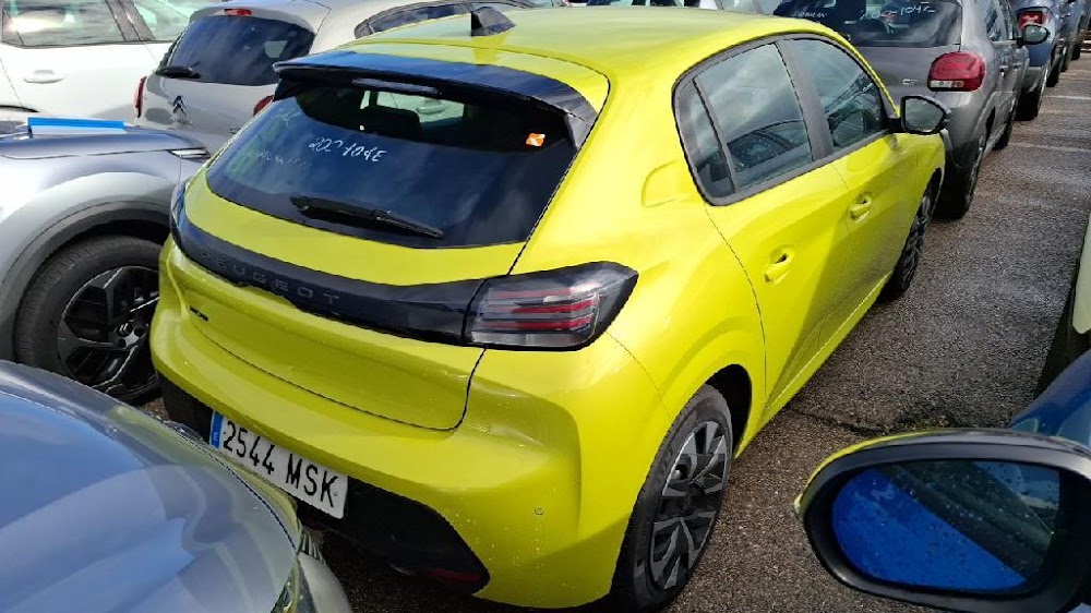 Foto Peugeot 208 6