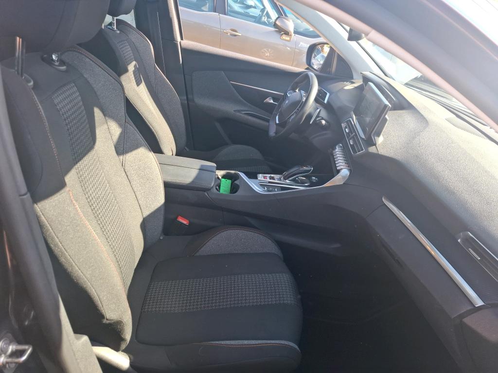 Peugeot 3008 BlueHDi 130ch S&S EAT8 Active Pack 2022