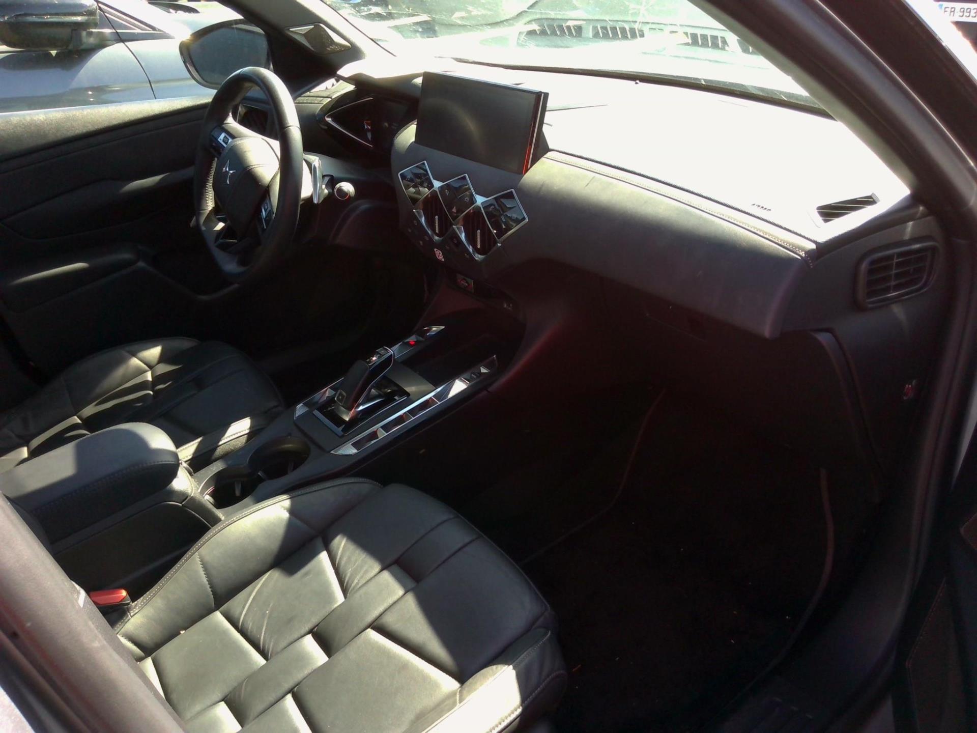 DS DS3 Crossback BlueHDi 130 EAT8 Rivoli 2022