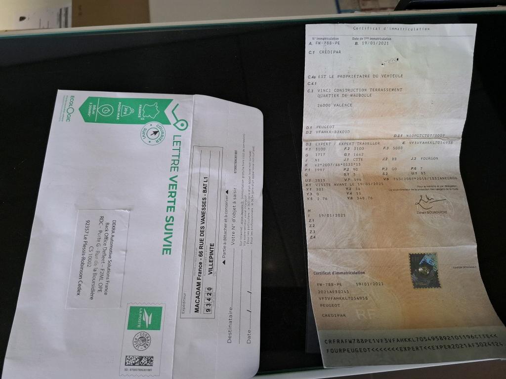 Peugeot EXPERT FGN TOLE STANDARD 2.0 BLUEHDI 120 S&S BVM6 ASPHALT 2021