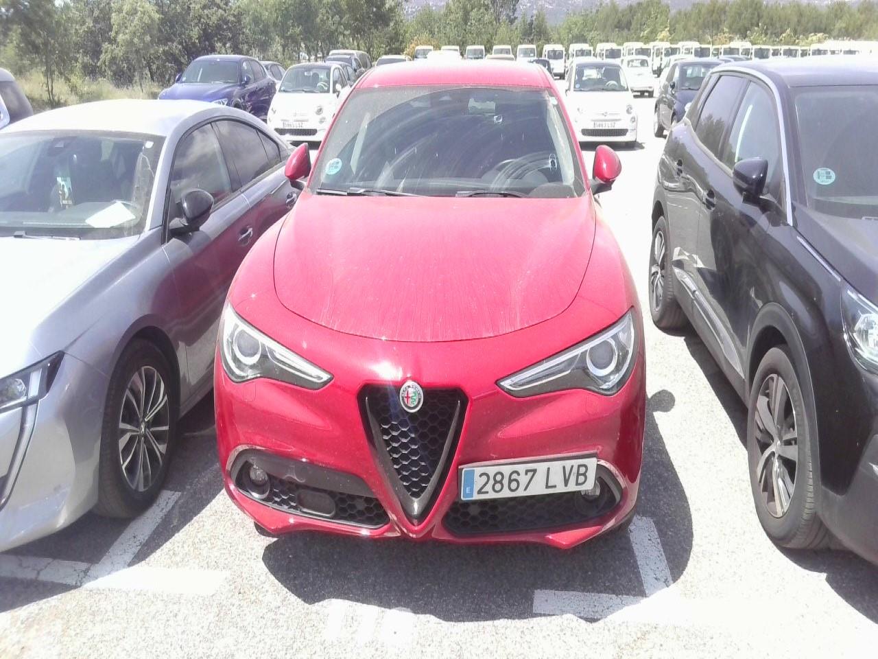 Foto Alfa Romeo Stelvio 2