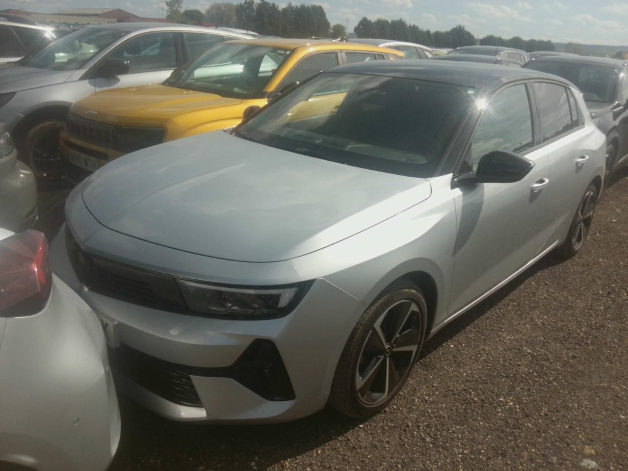 Opel Astra Astra 5P GS 1.2T XHT MT6 S/S 130 CV (96kW)