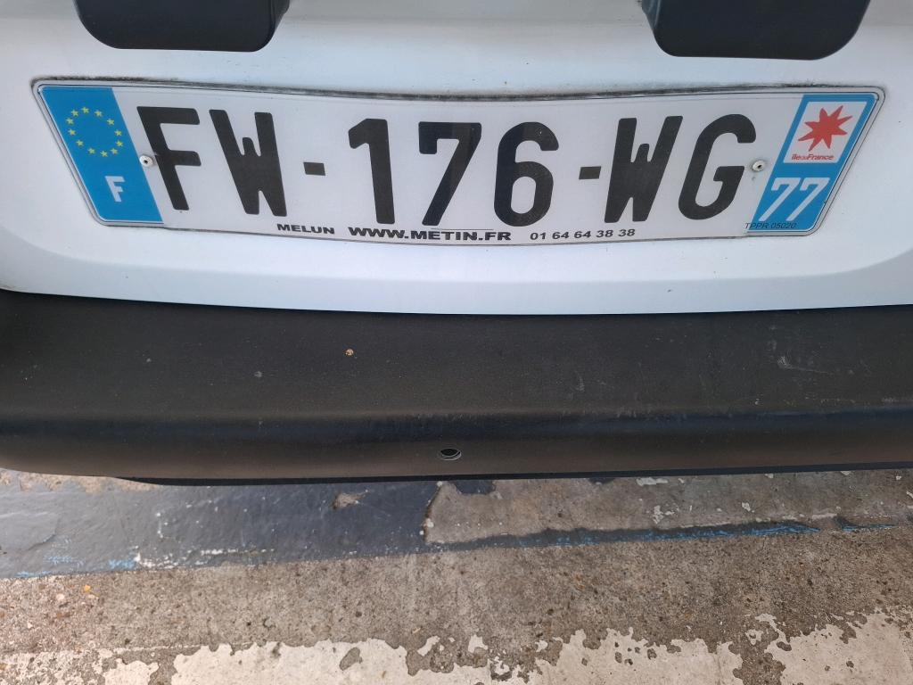 Peugeot PARTNER FOURGON STANDARD 650 KG BLUEHDI 100 S&S BVM5 ASPHALT 2021