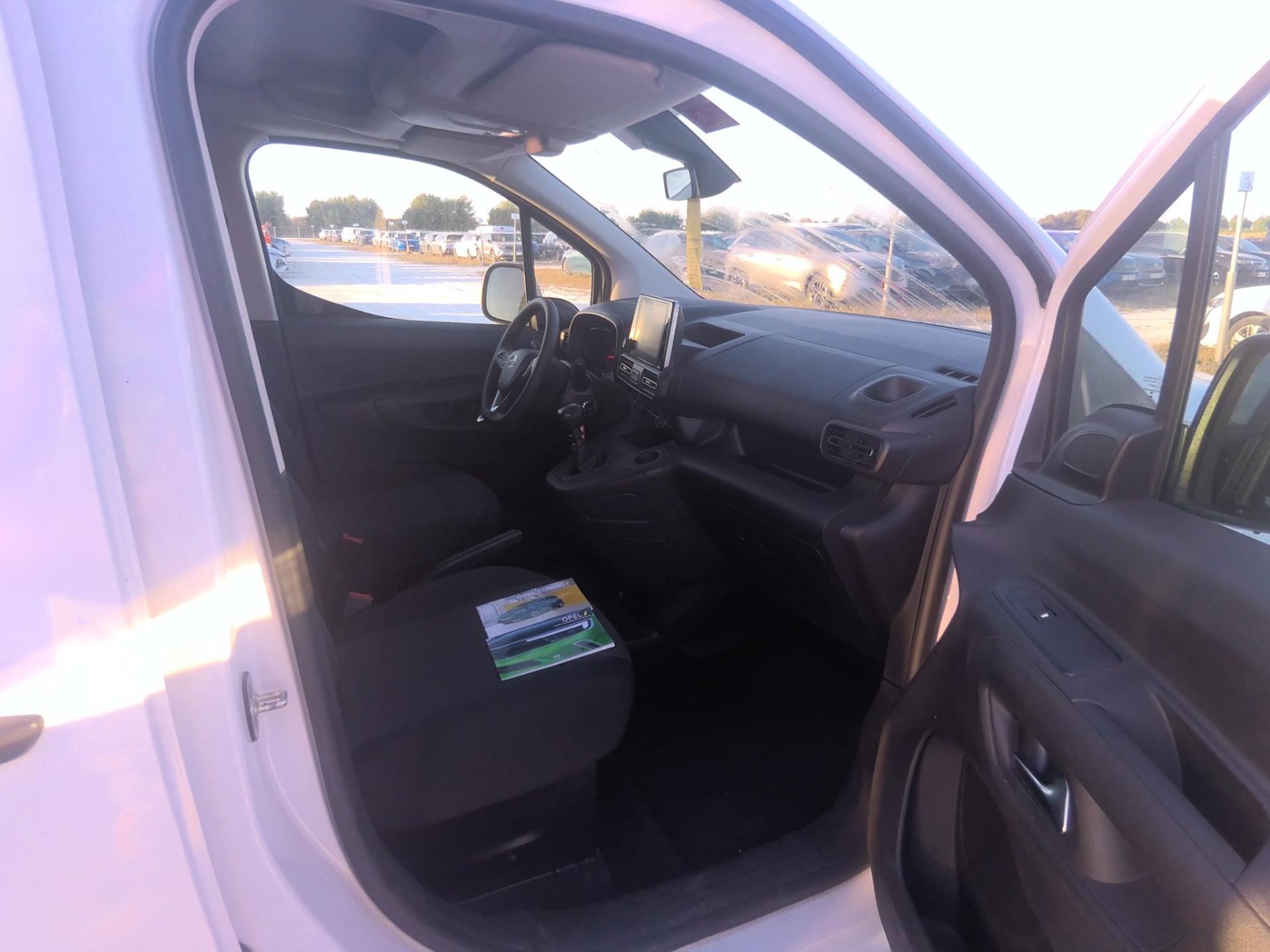 Opel COMBO CARGO M 650 KG BLUEHDI 130 S&S BVM6  2024