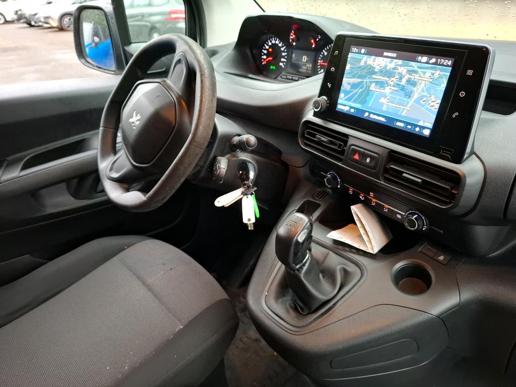 Peugeot PARTNER FOURGON STANDARD 650 KG BLUEHDI 100 S&S BVM5 PREMIUM 2019