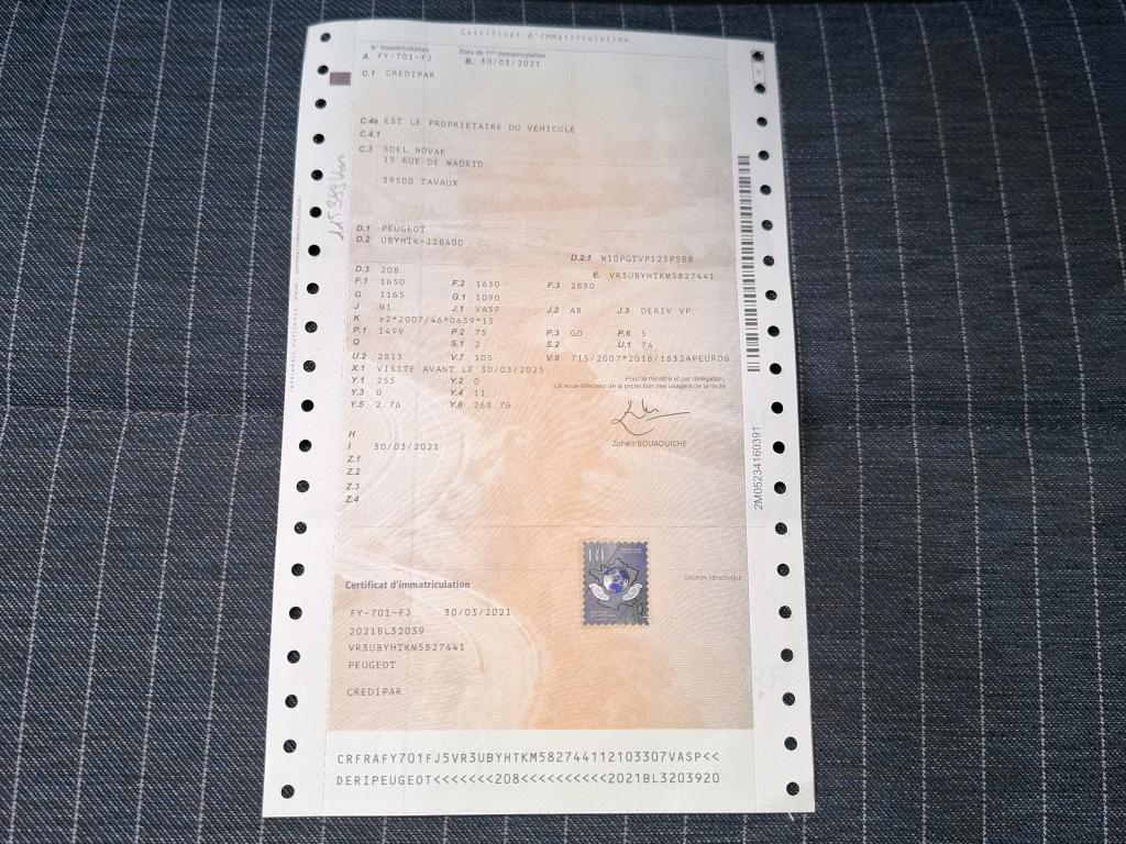 Peugeot 208 BLUEHDI 100 S&S BVM6 PREMIUM 2021