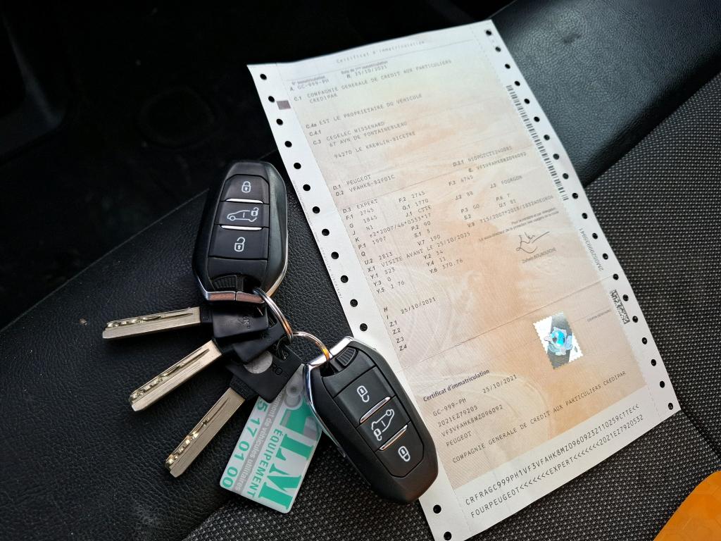 Peugeot EXPERT FGN TOLE STANDARD 2.0  BLUEHDI 120 S&S EAT8 ASPHALT 2021