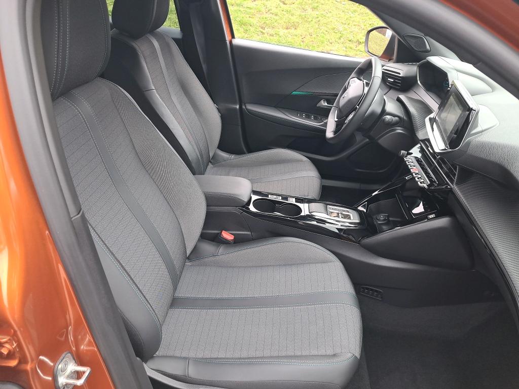 Peugeot 2008 Electrique 136 ch Allure 2022