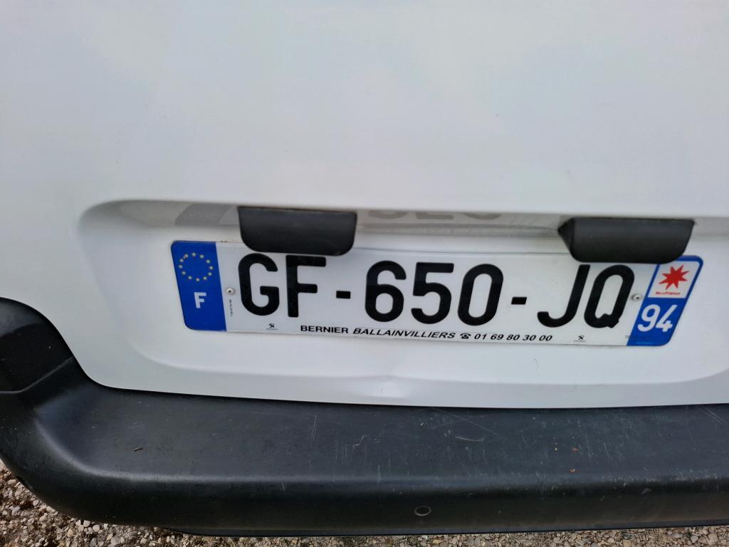 Peugeot PARTNER CA BLUEHDI 100 S&S BVM6 2022
