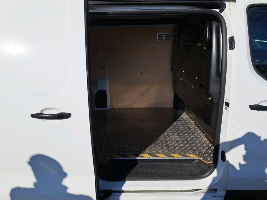 Peugeot EXPERT FGN TOLE STANDARD 2.0  BLUEHDI 120 S&S BVM6 PREMIUM 2018