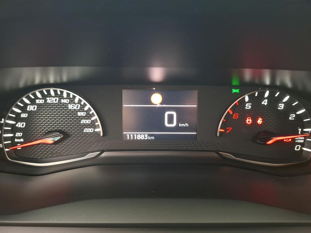 Peugeot 208 BlueHDi 100 S&S BVM6 Active Pack 2021