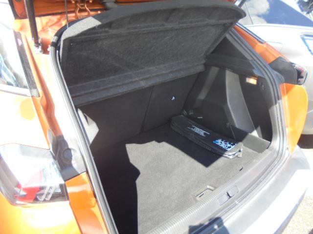 Foto Peugeot 2008 10
