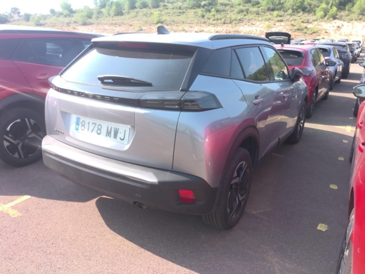 Foto Peugeot 2008 4