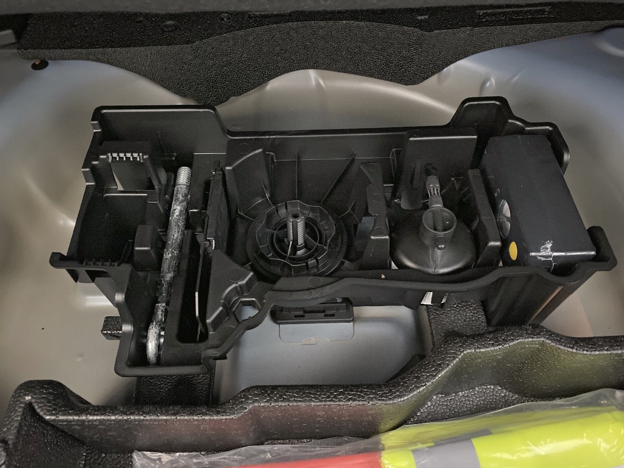 Peugeot 2008 PureTech 130 S&S EAT8 Allure 2024