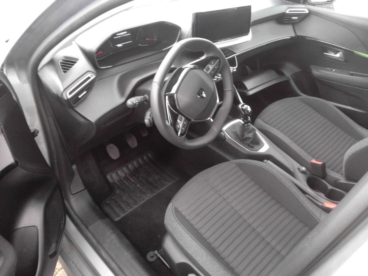 Foto Peugeot 208 3
