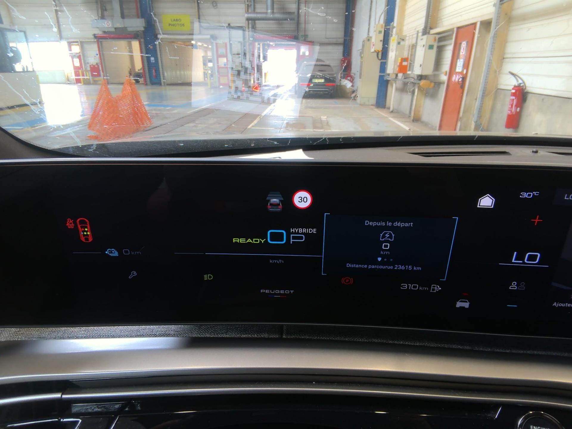 Peugeot 3008 Plug-in Hybrid 195 e-DCS7 GT 2025