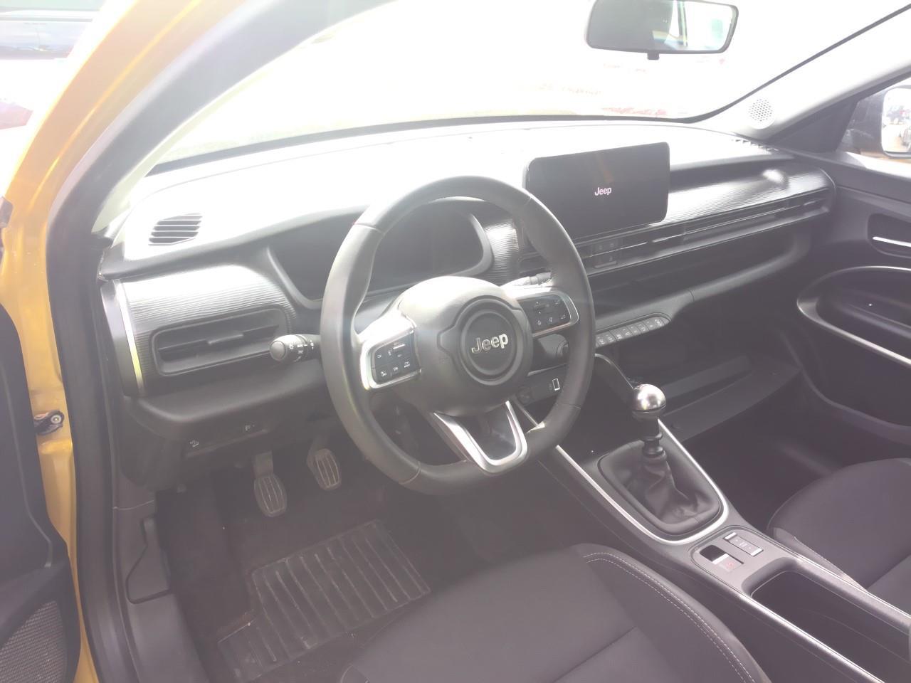 Foto Jeep AVENGER 12