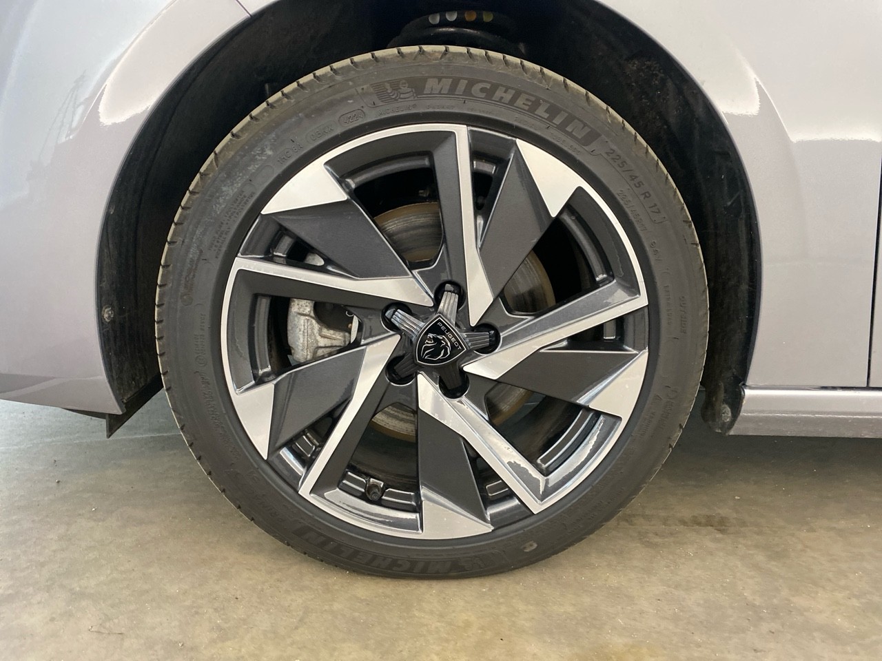 Peugeot 308 Hybrid 136 e-DCS6 Allure 2024