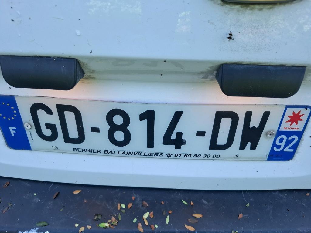 Peugeot PARTNER FOURGON STANDARD 650 KG BLUEHDI 100 S&S BVM5 ASPHALT 2021
