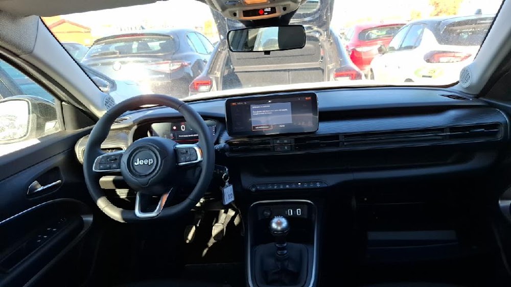 Foto Jeep AVENGER 10
