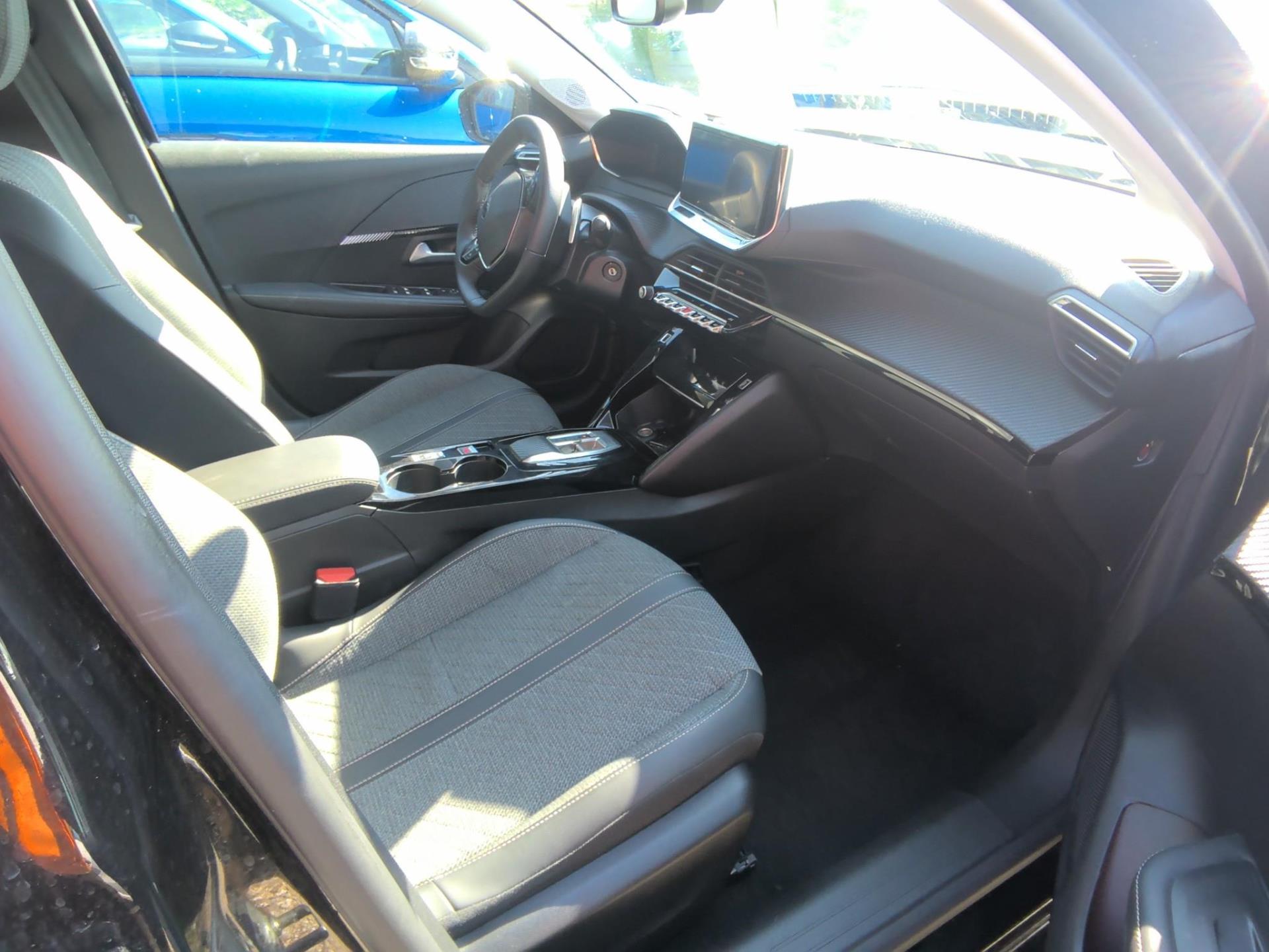 Peugeot 208 Hybrid 110 ch e-DCS6 Allure 2025