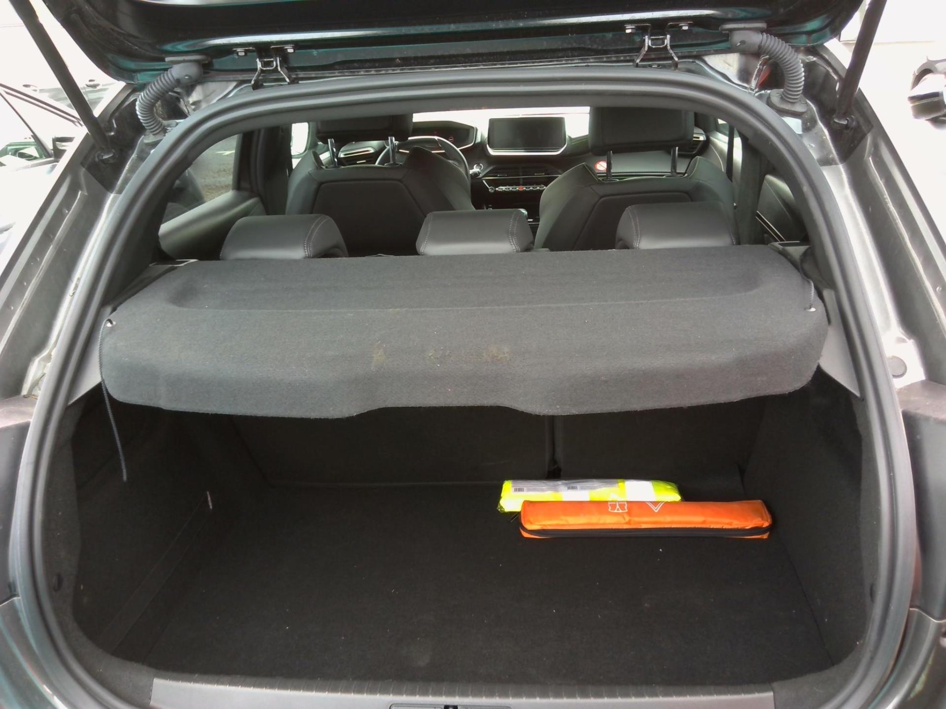 Peugeot 208 PureTech 100 S&S BVM6 GT 2023