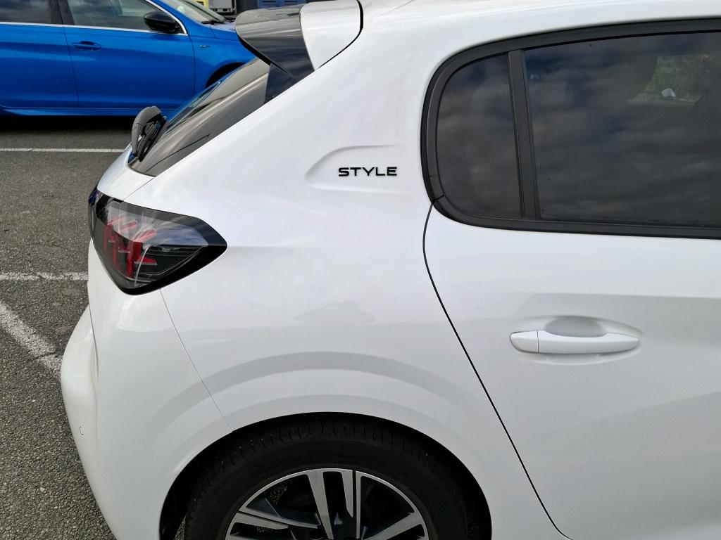 Peugeot 208 PureTech 100 S&S BVM6 Style 2023
