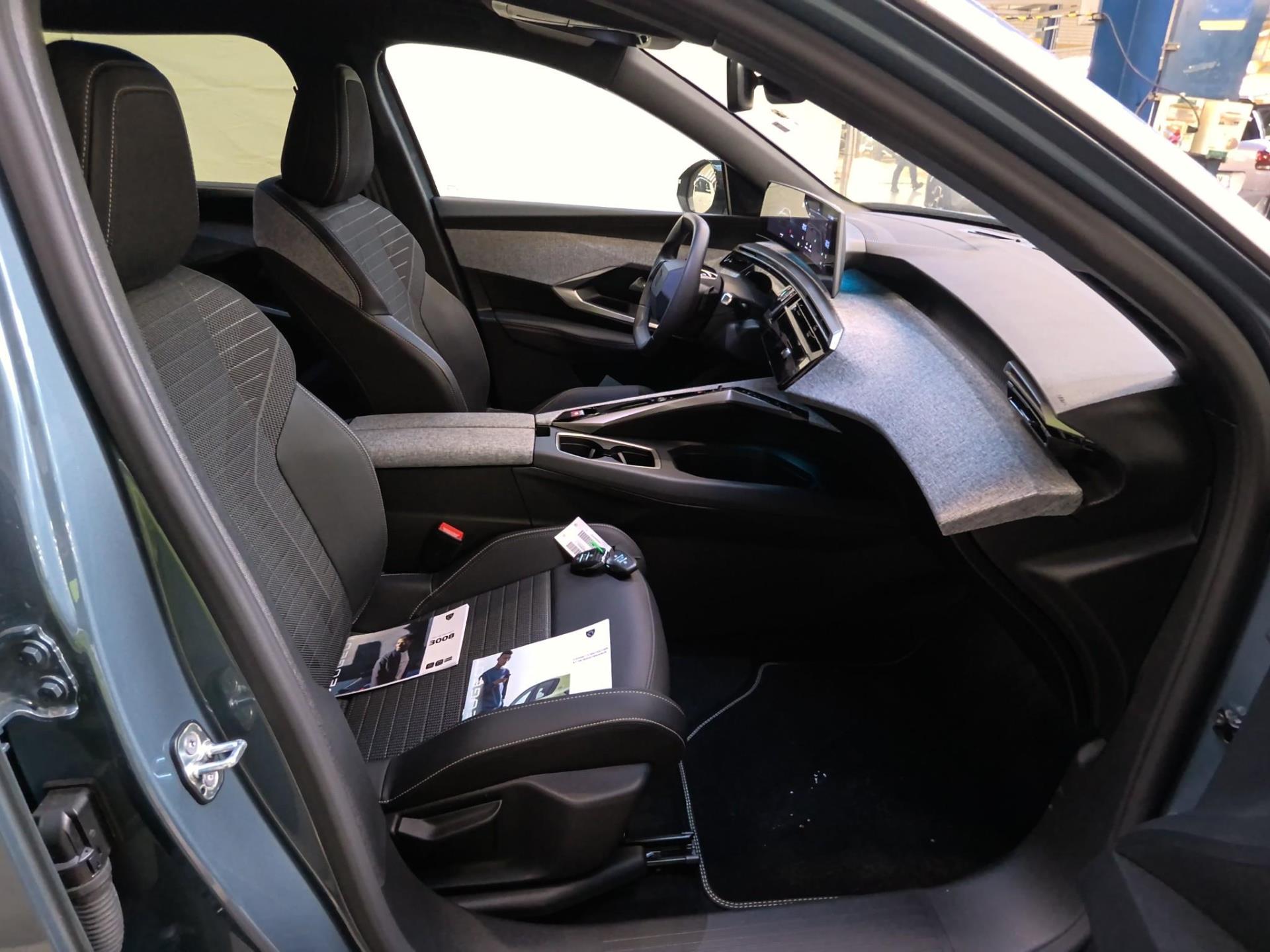 Peugeot 5008 Electrique 73 kWh 210 ch Allure 2024