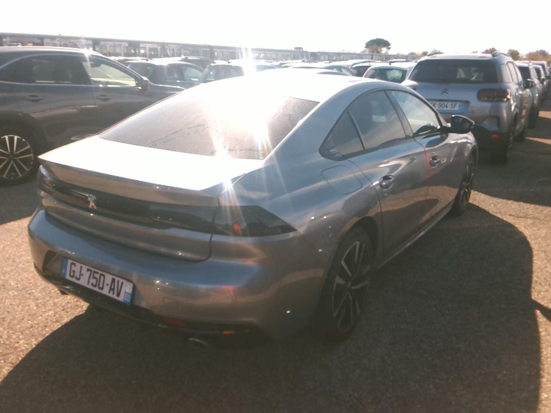 Peugeot 508 Hybrid 225 e-EAT8 GT 2022