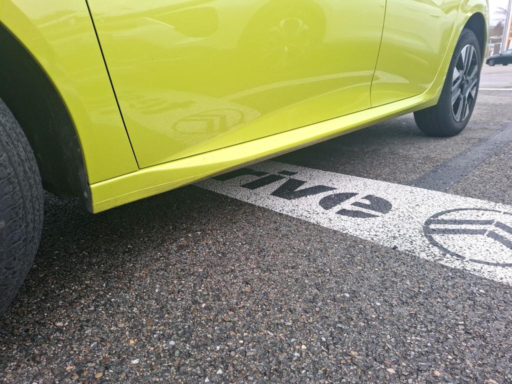 Peugeot 208 PureTech 100 S&S BVM6 Allure 2024