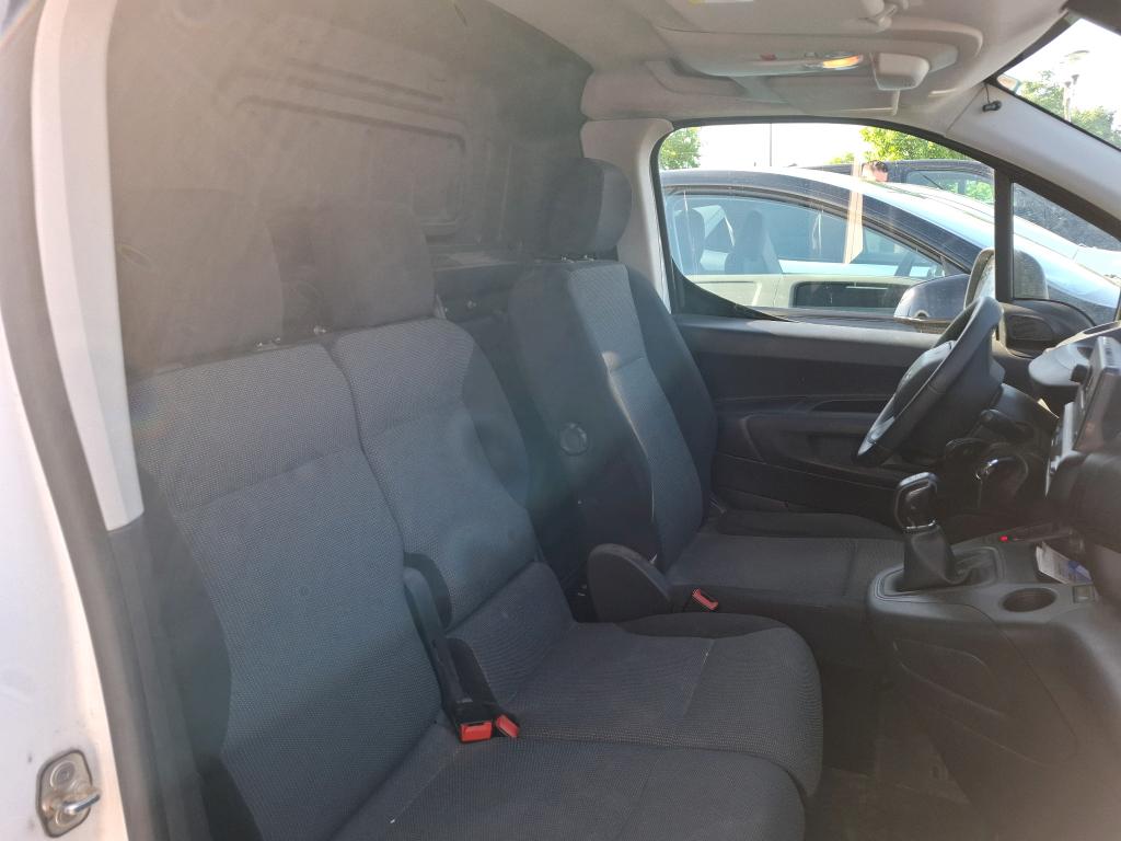 Peugeot PARTNER FOURGON STANDARD 650 KG BLUEHDI 100 S&S BVM5 PREMIUM 2021