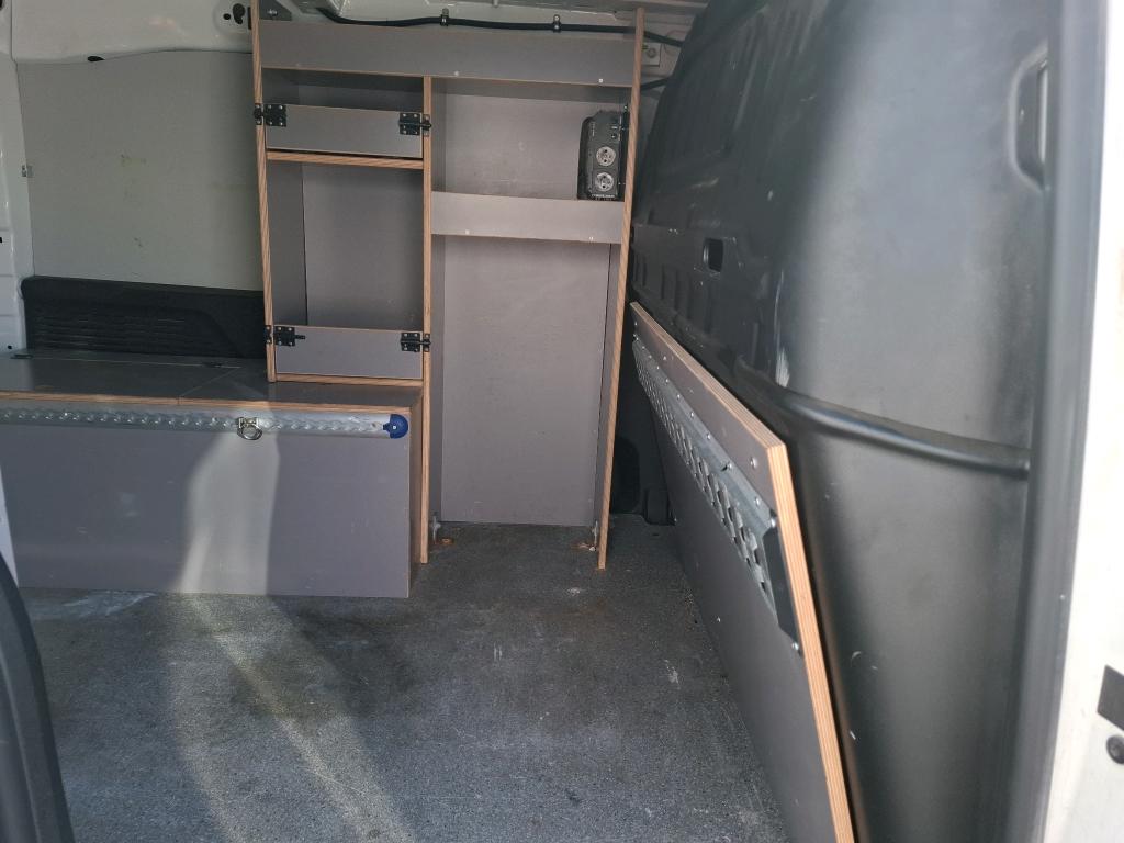 Peugeot PARTNER FOURGON STANDARD 650 KG BLUEHDI 100 S&S BVM5 PREMIUM 2020