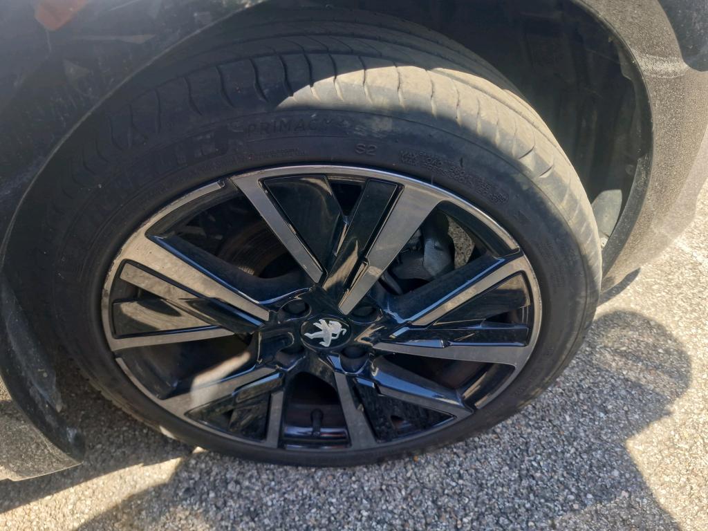 Peugeot 208 PureTech 100 S&S BVM6 GT 2023