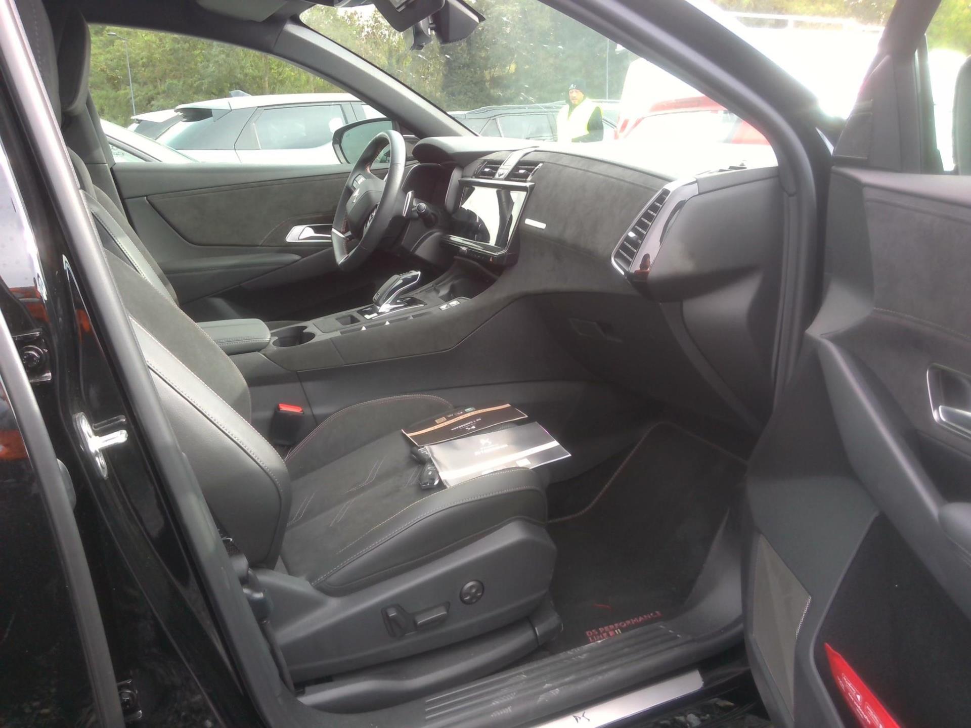 DS DS7 Crossback Hybride E-Tense 300 EAT8 4x4 Performance Line+ 2023