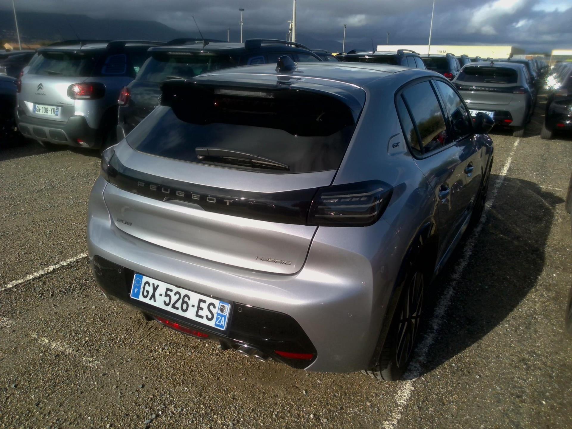 Peugeot 208 Hybrid 136 e-DCS6 GT 2024