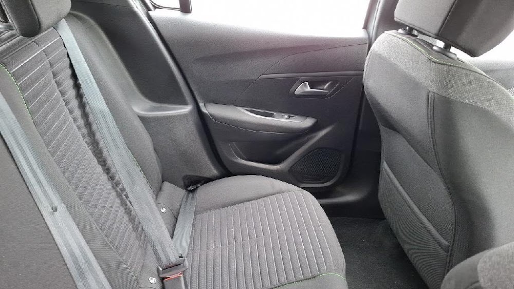 Foto Peugeot 208 11