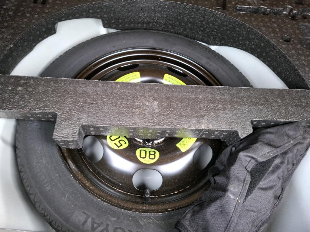 Citroen C4 CACTUS SOCIETE BLUEHDI 100 S&S BVM6 FEEL NAV 2019