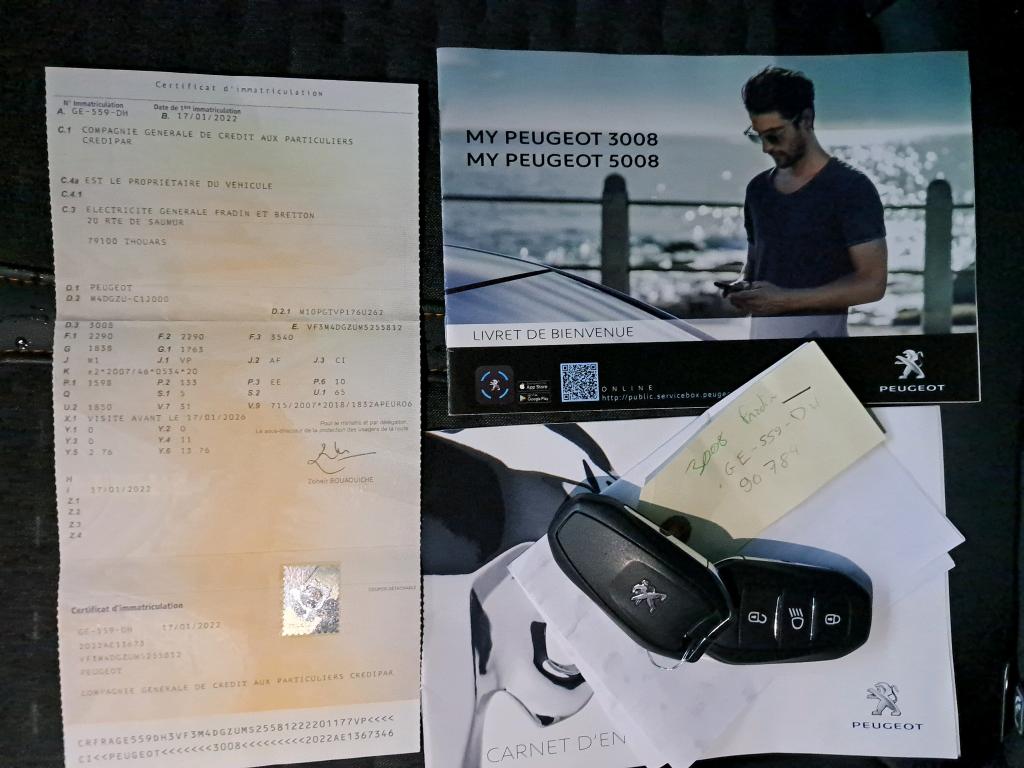 Peugeot 3008 Hybrid 225 e-EAT8 Roadtrip 2022