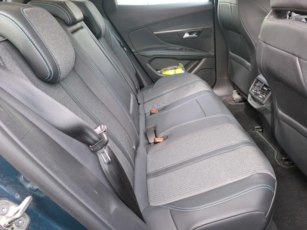 Peugeot 3008 Hybrid 225 e-EAT8 Active Pack 2022