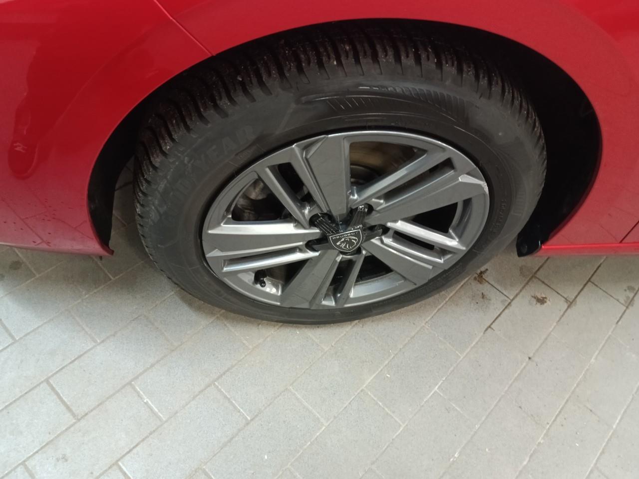 Peugeot 308 III