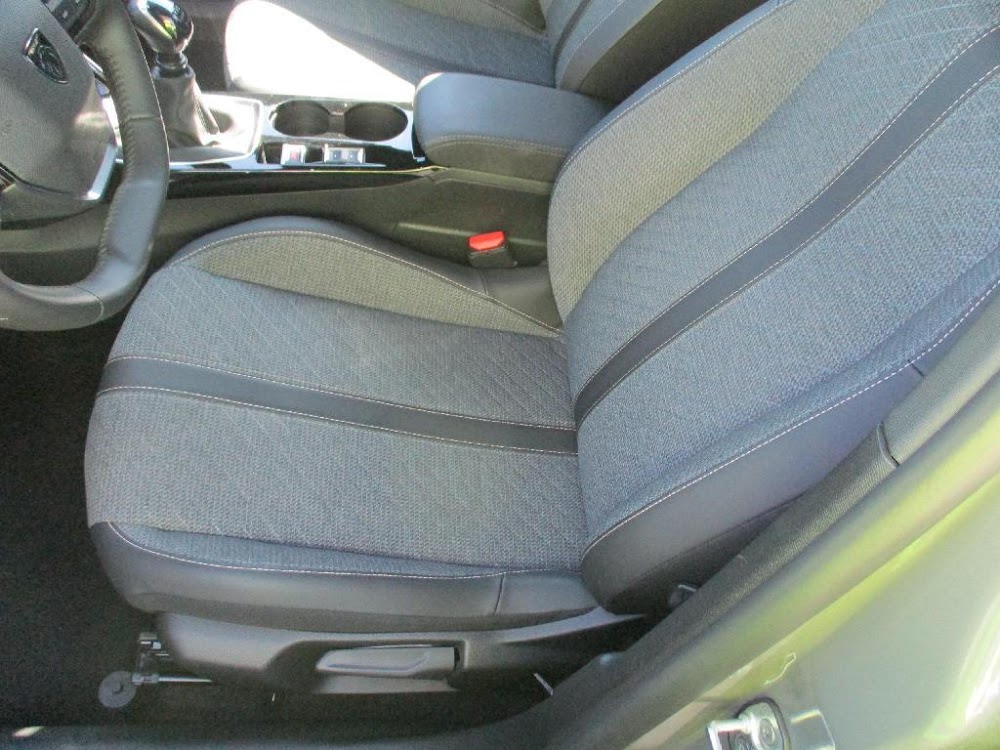 Foto Peugeot 2008 9