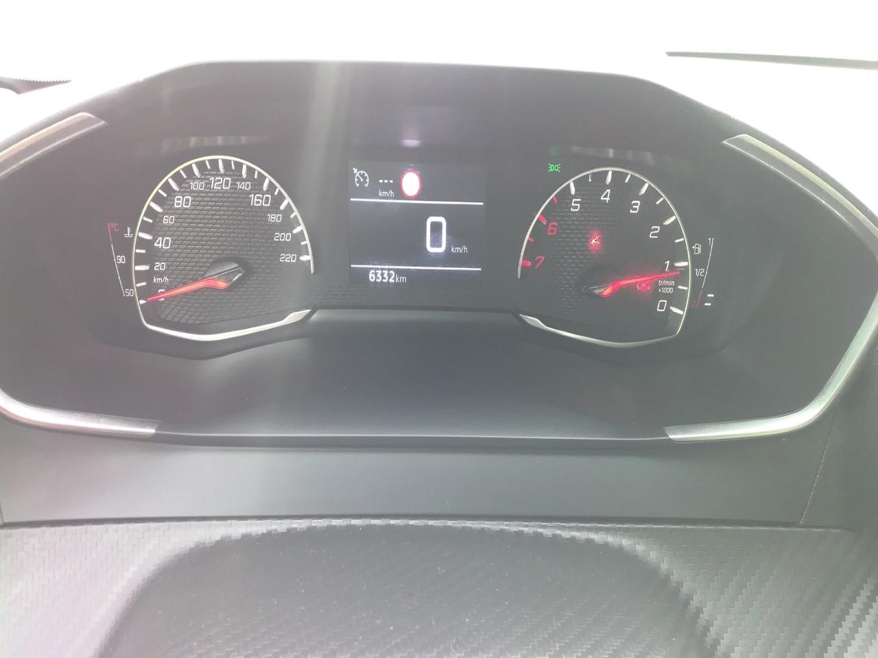 Foto Peugeot 208 5