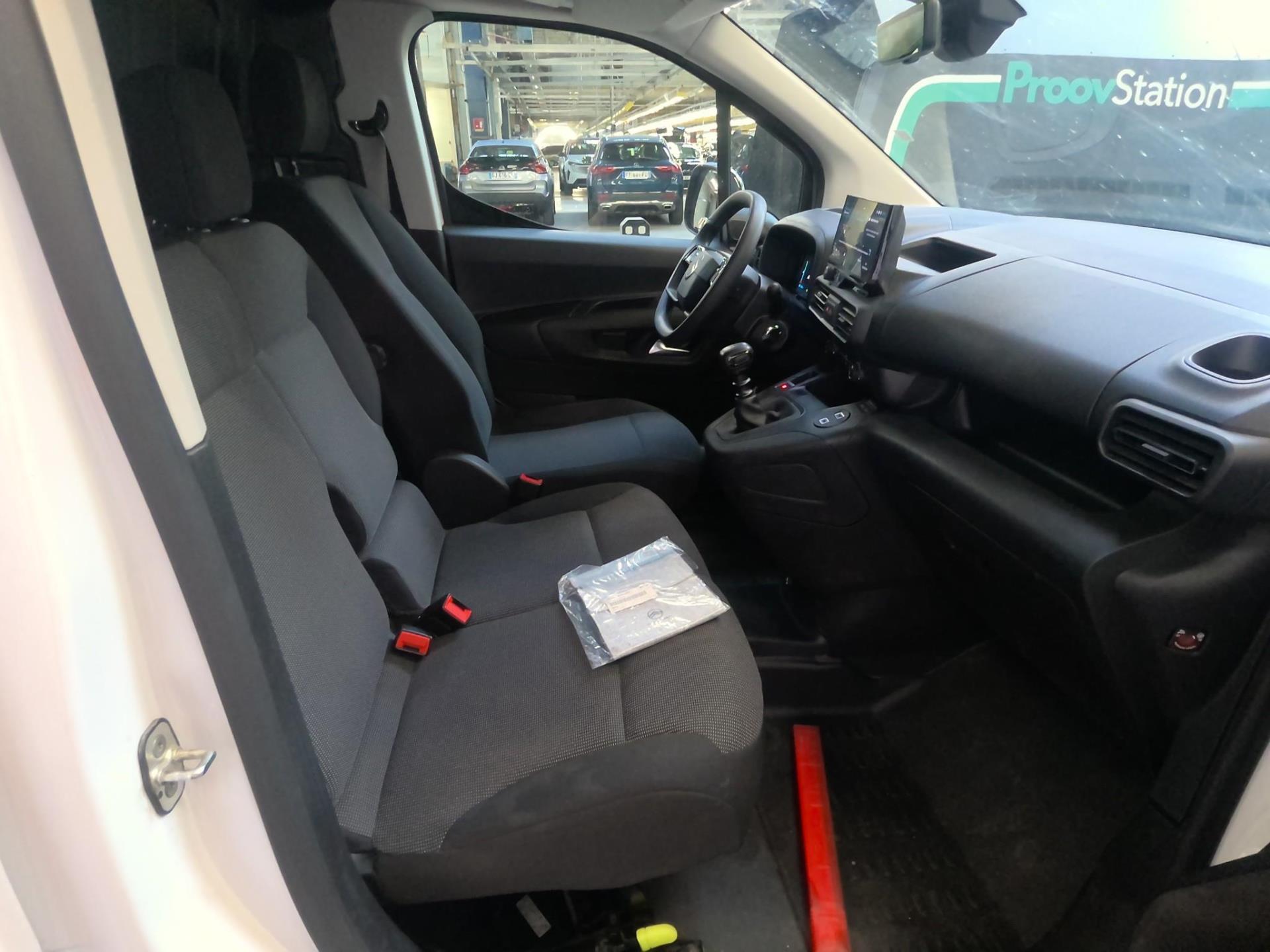 Citroen BERLINGO VAN TAILLE XL 950KG BLUEHDI 100 S&S BVM6 2024