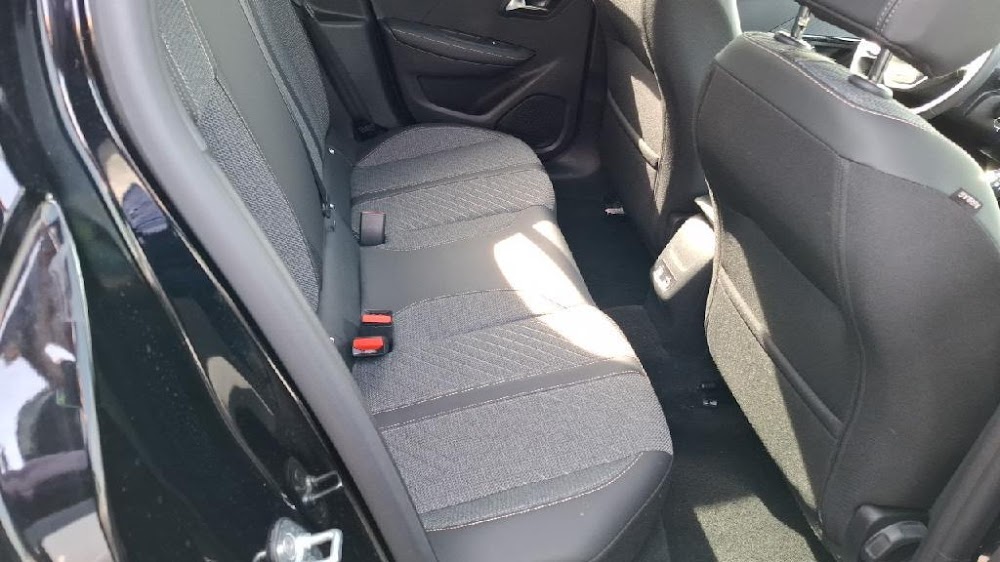 Foto Peugeot 208 9