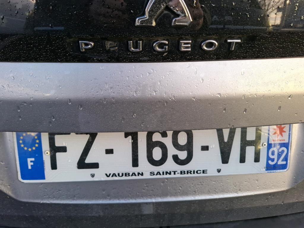 Peugeot 3008 BlueHDi 130ch S&S EAT8 Active Business 2021