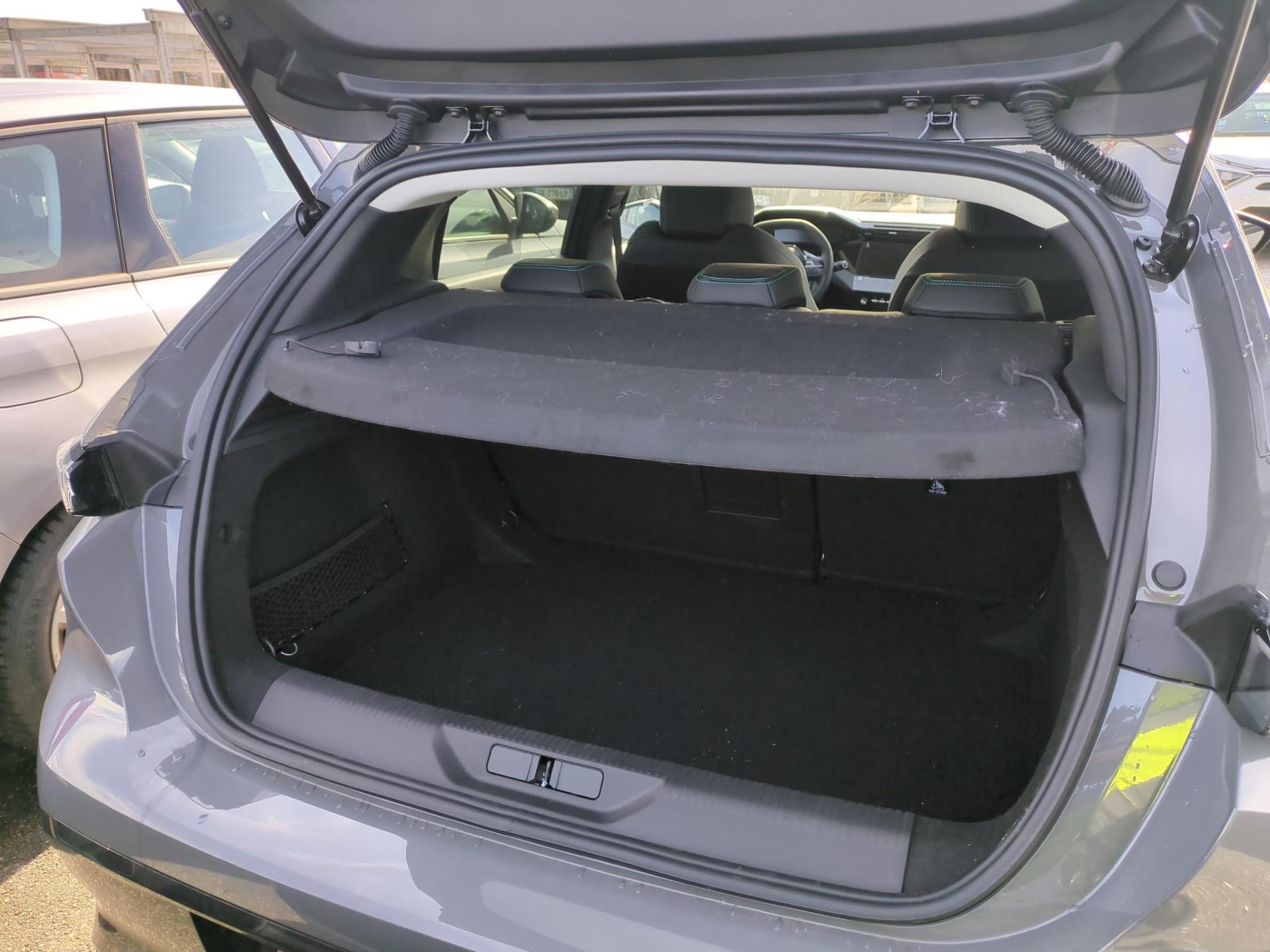 Peugeot 308 BlueHDi 130ch S&S EAT8 Allure 2024