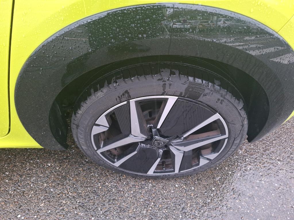 Peugeot 208 PureTech 100 S&S BVM6 GT 2024