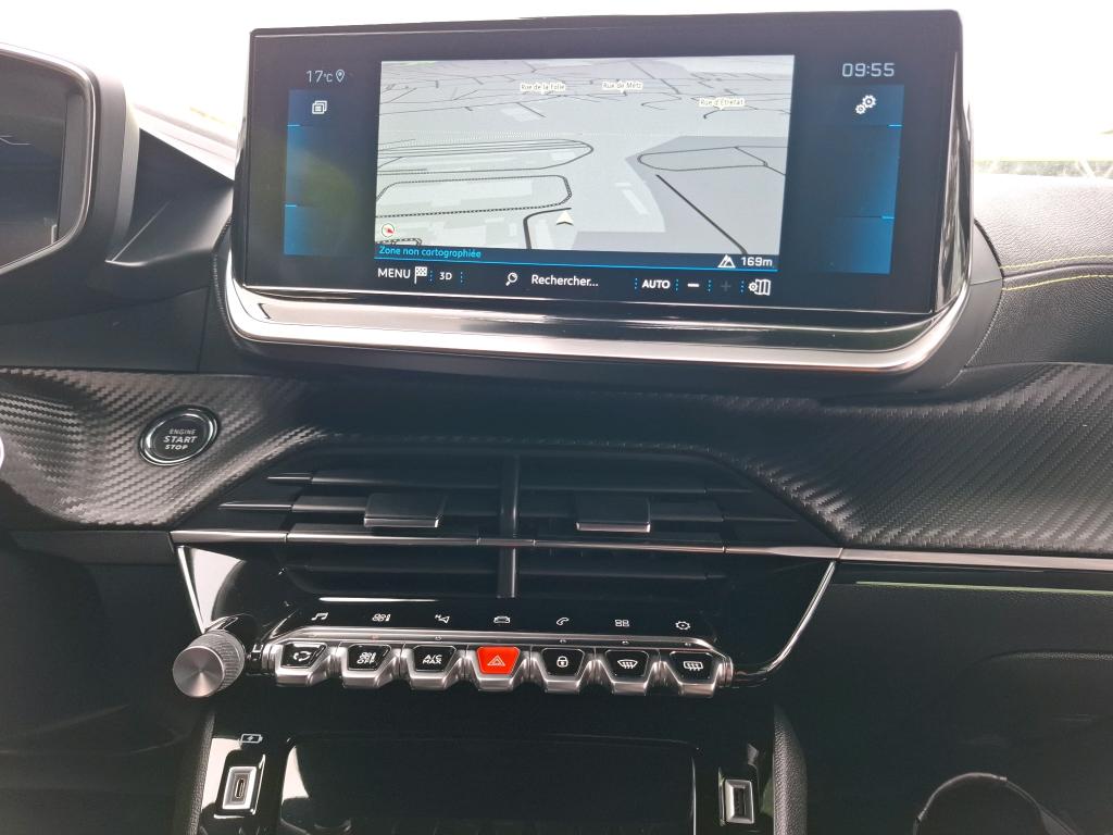 Peugeot 2008 PureTech 130 S&S EAT8 GT 2021