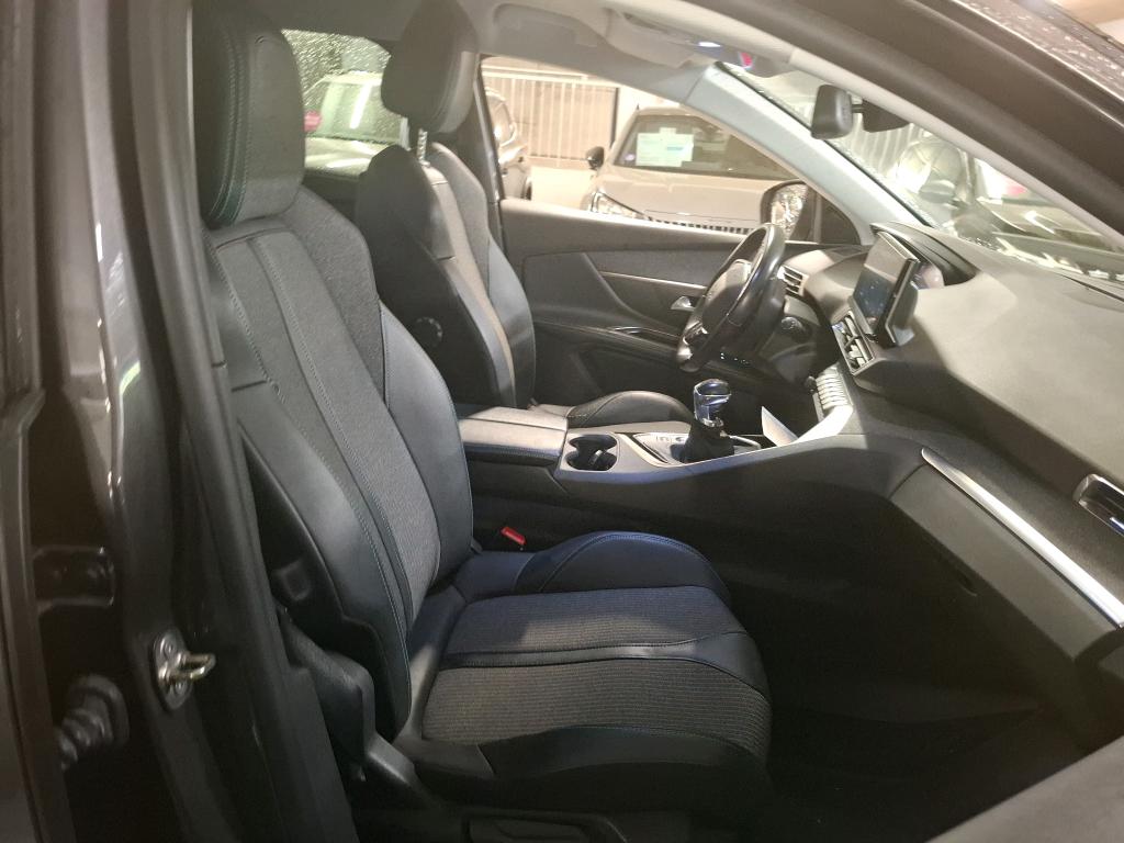 Peugeot 5008 BlueHDi 130ch S&S BVM6 Allure Pack 2022