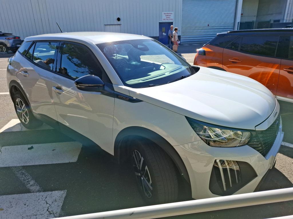 Peugeot 2008 Hybrid 145 ch e-DCS6 Style 2025